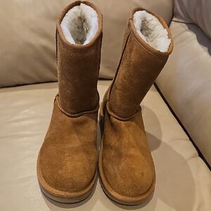 Koolaburra By UGG Tan Suede Boots